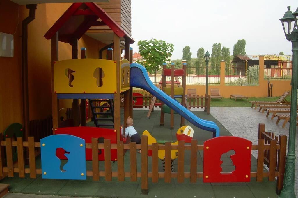 Стyдия В Комплексе Marinavill Sveti-Vlas Sveti Vlas Extérieur photo