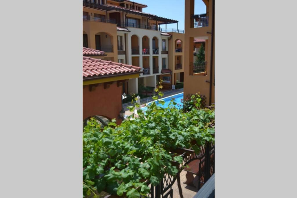 Стyдия В Комплексе Marinavill Sveti-Vlas Sveti Vlas Extérieur photo